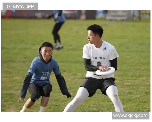 武汉飞盘队在攀岩联赛中以96分稳居积分榜首位